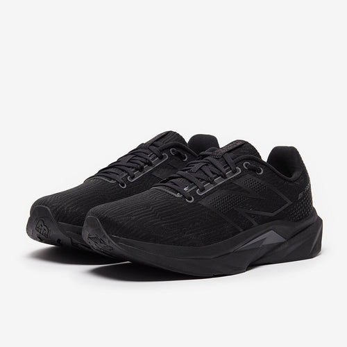 New Balance FuelCell Propel v5