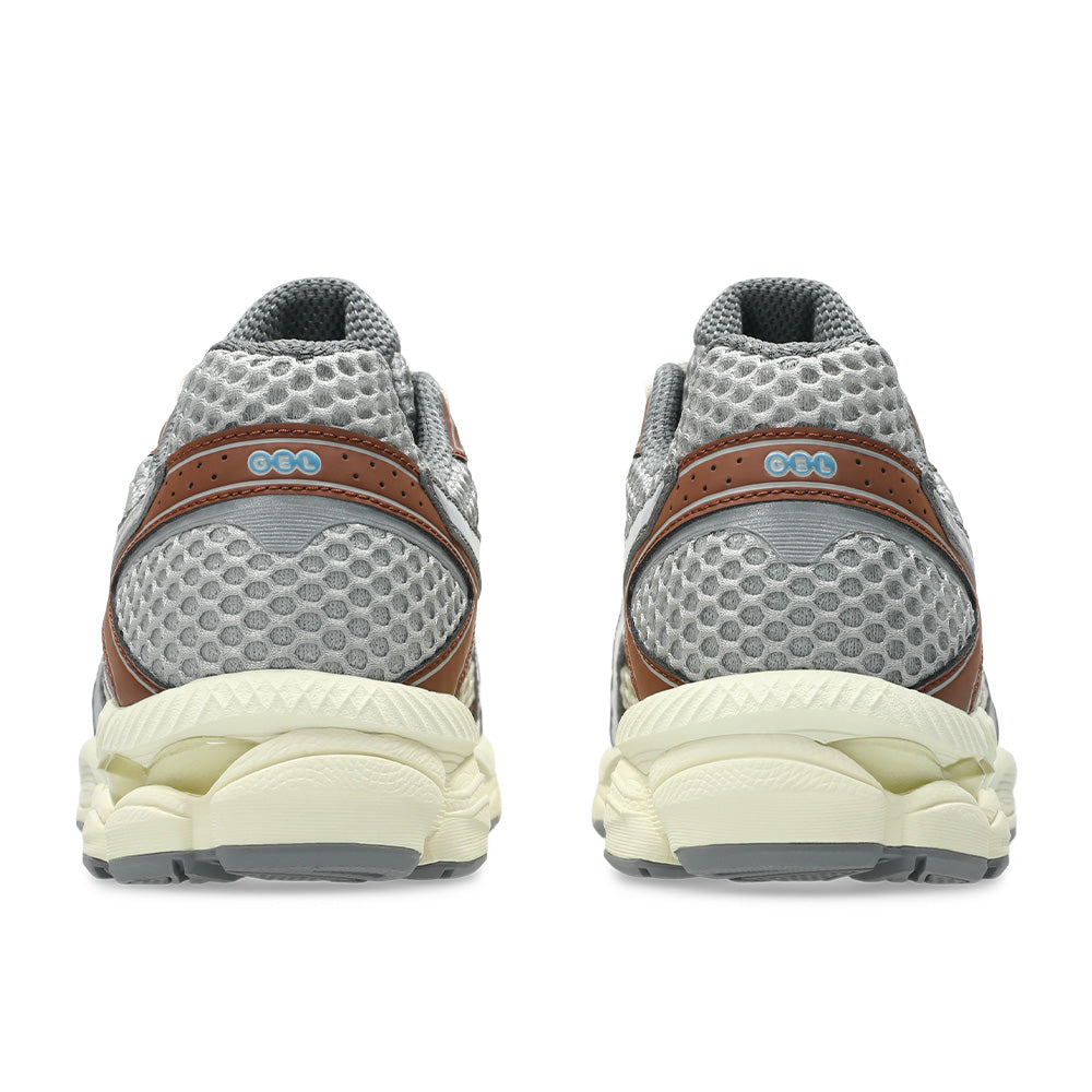 Emmi X Asics  Gel Cumulus 16