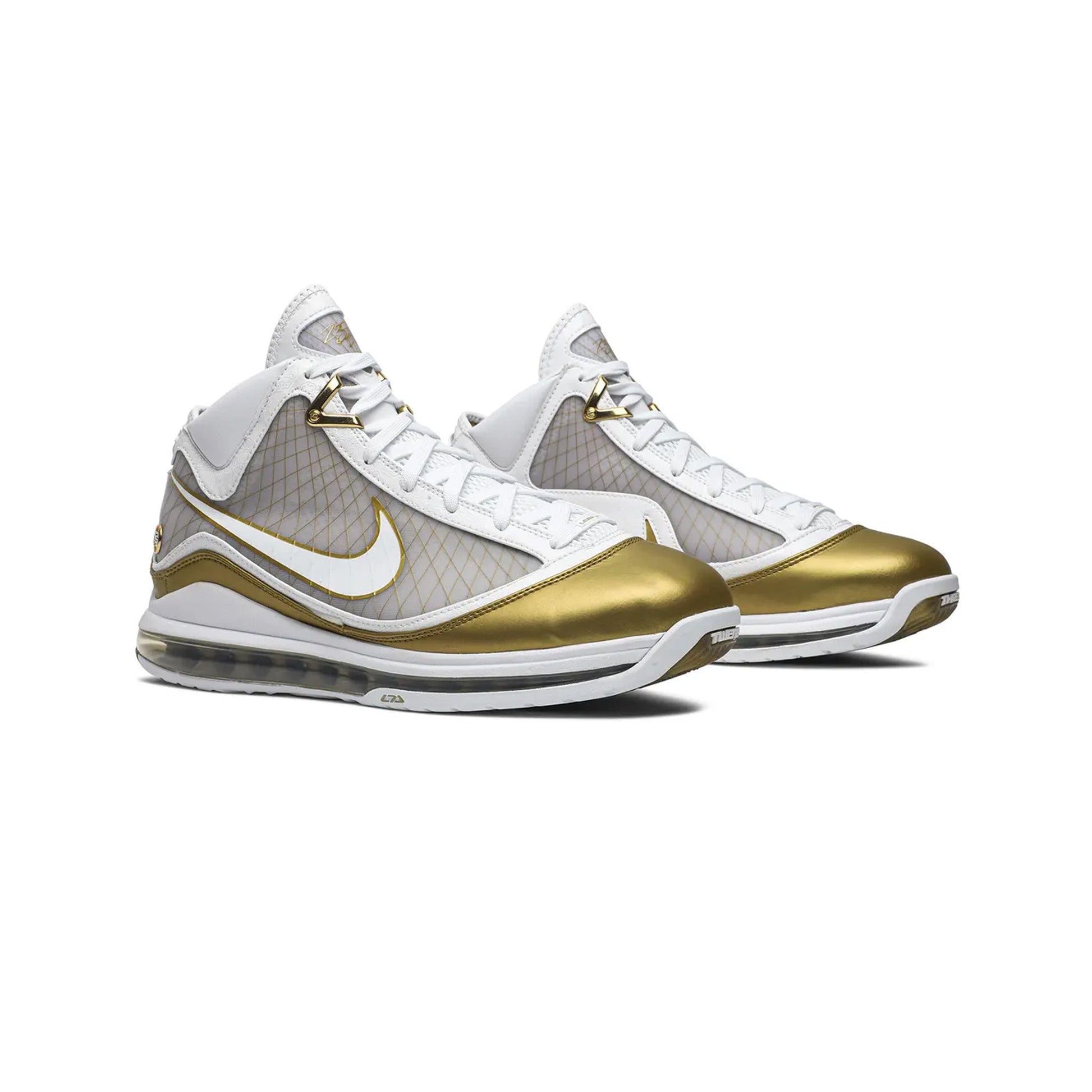 LeBron 7 'China Moon' (2020)