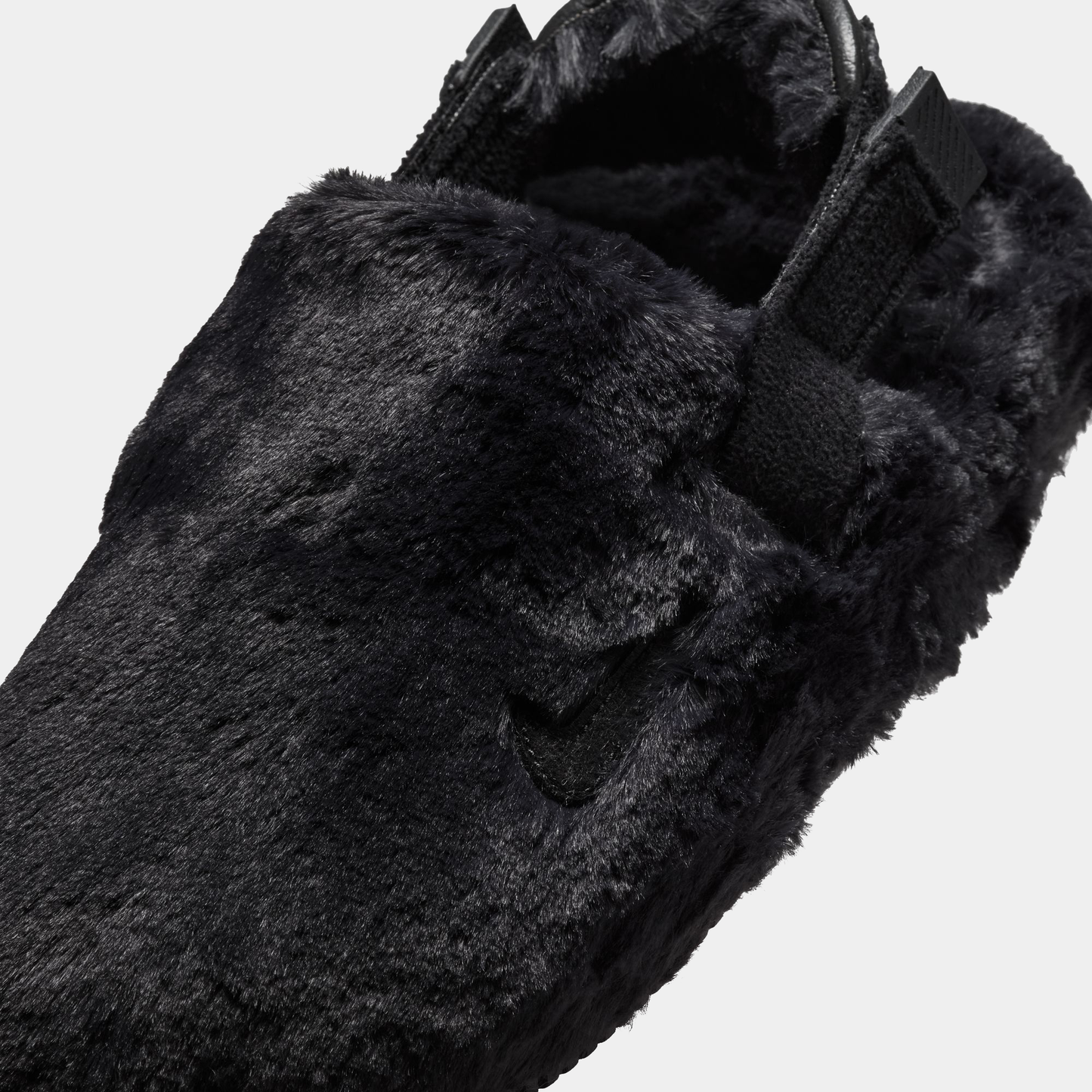 Calm Mule SE Sneakers - Premium Brand Shoes for Men and Women