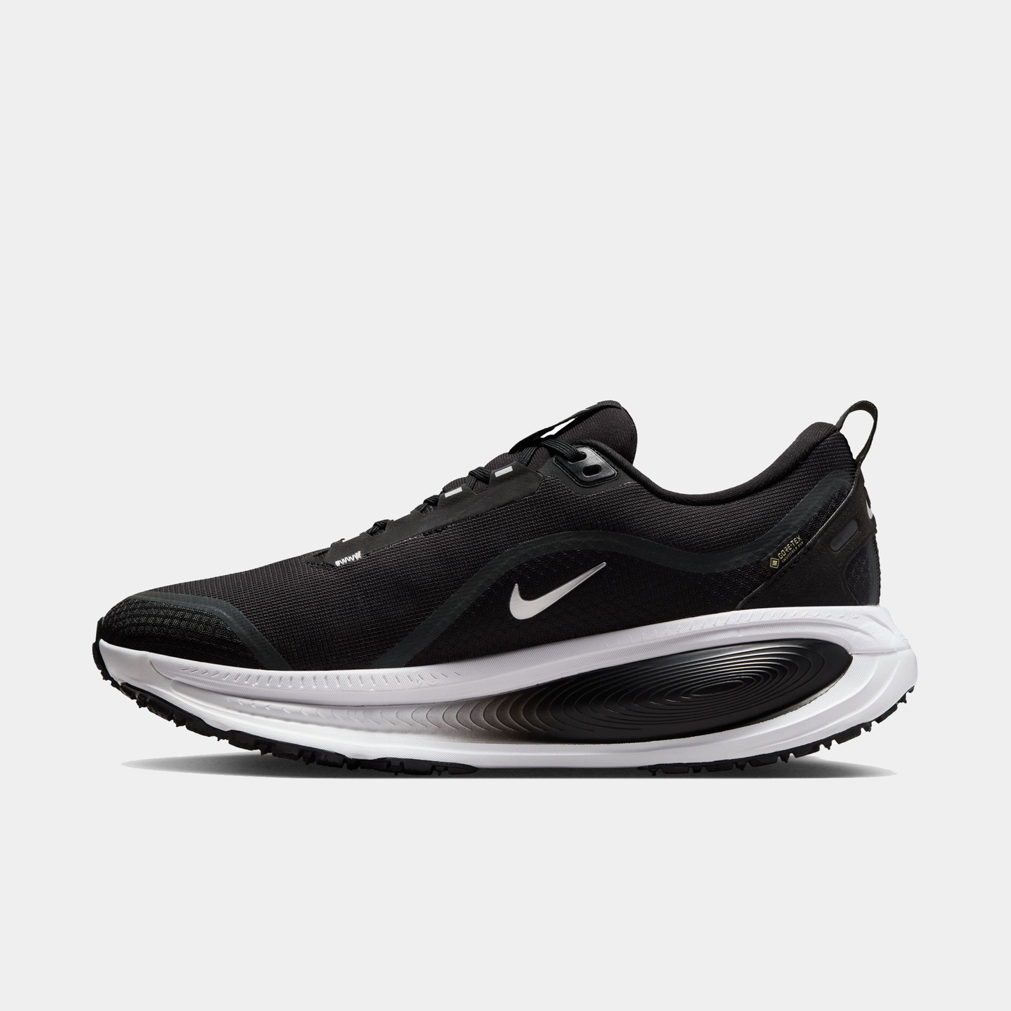 Vomero 18 Gore-tex Sneakers - Premium Brand Shoes for Men and Women
