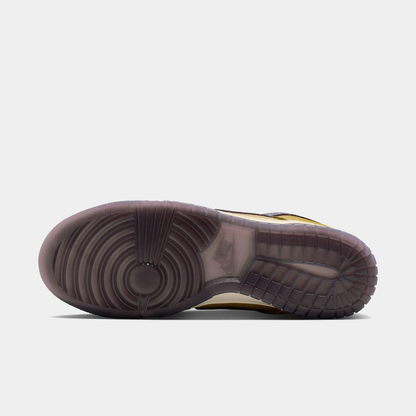 Dunk Low Retro SE Sneakers - Premium Brand Shoes for Men and Women