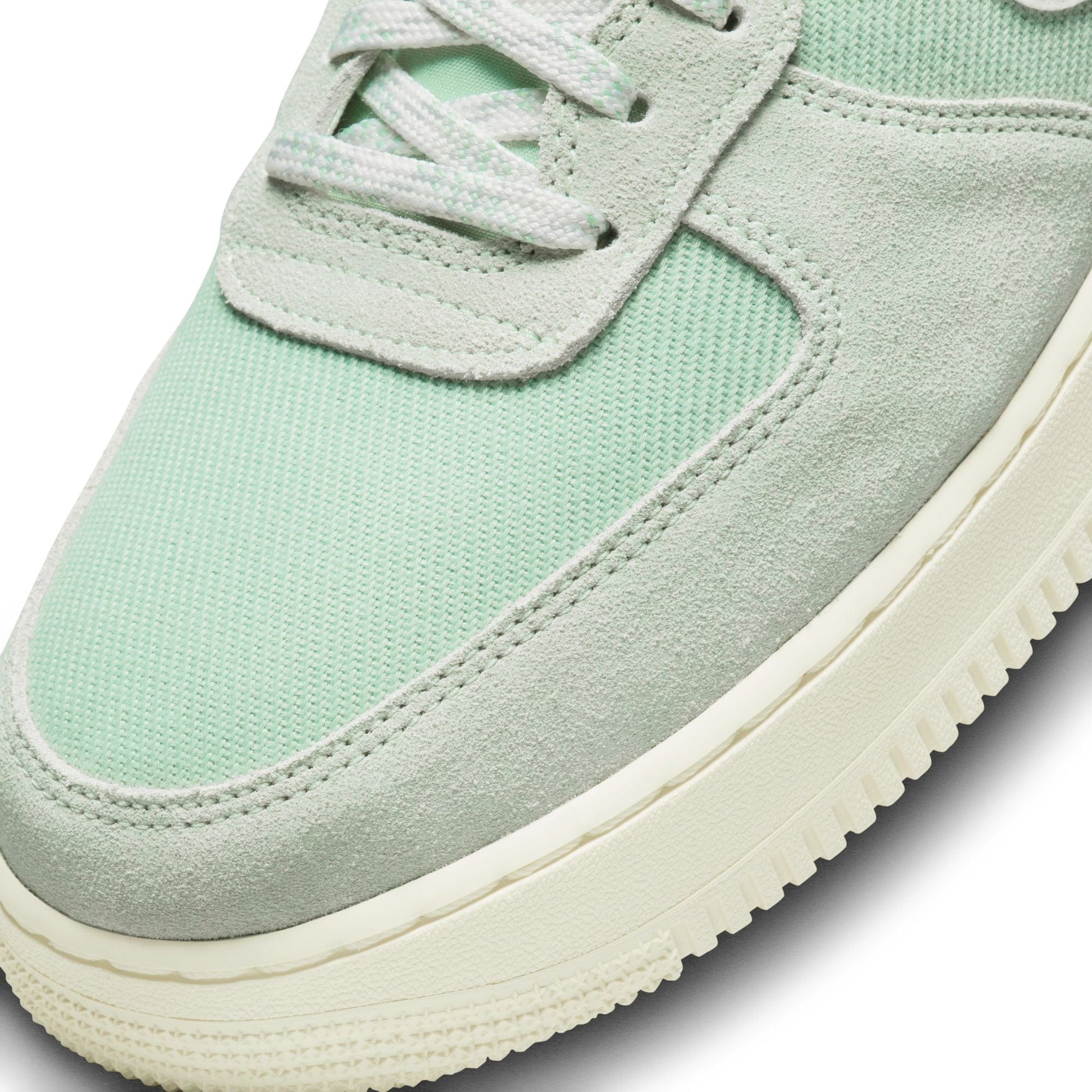 Air Force 1 '07 LV8 Sneakers - Premium Brand Shoes for Men and Women