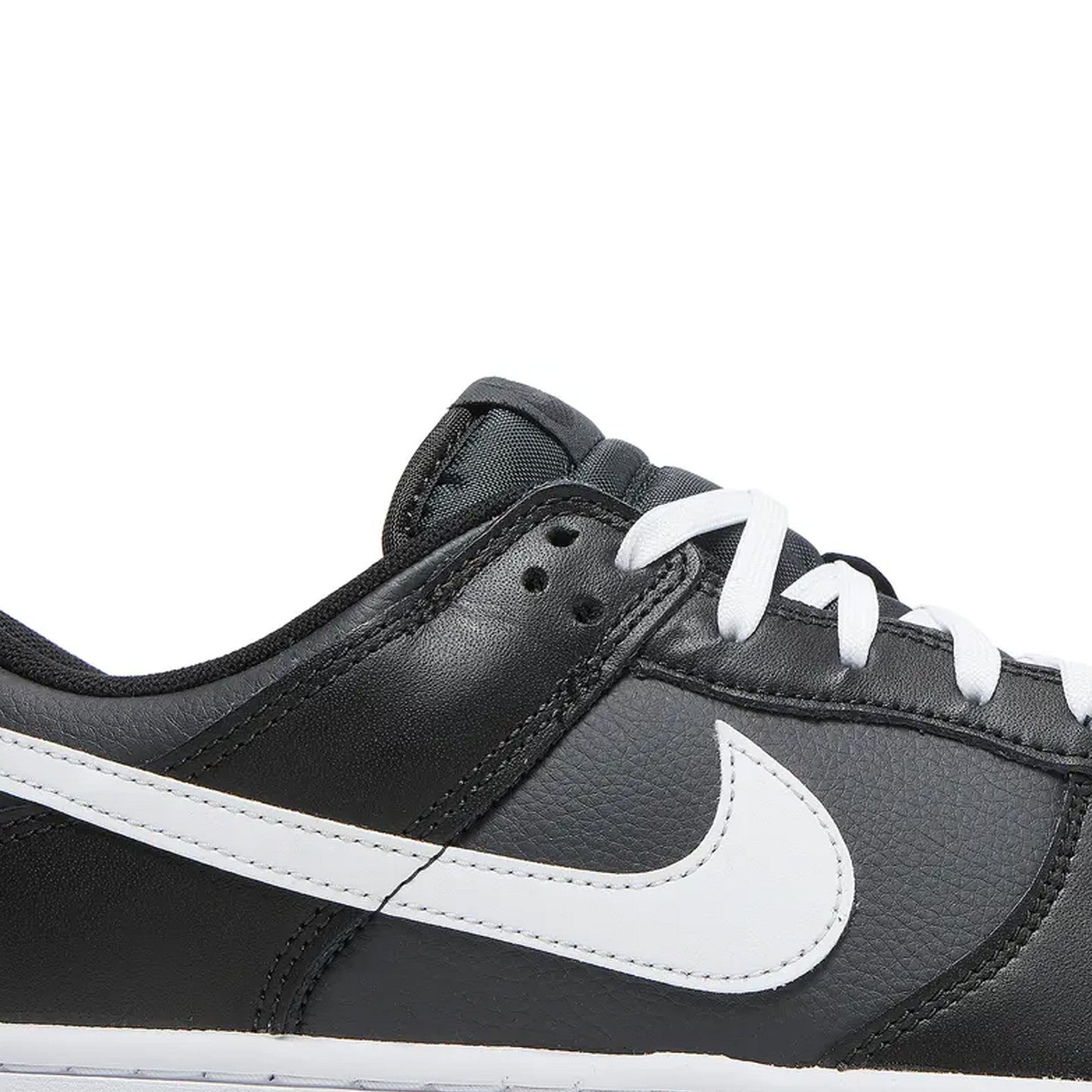Nike Dunk Low 'Black Panda' (2022)