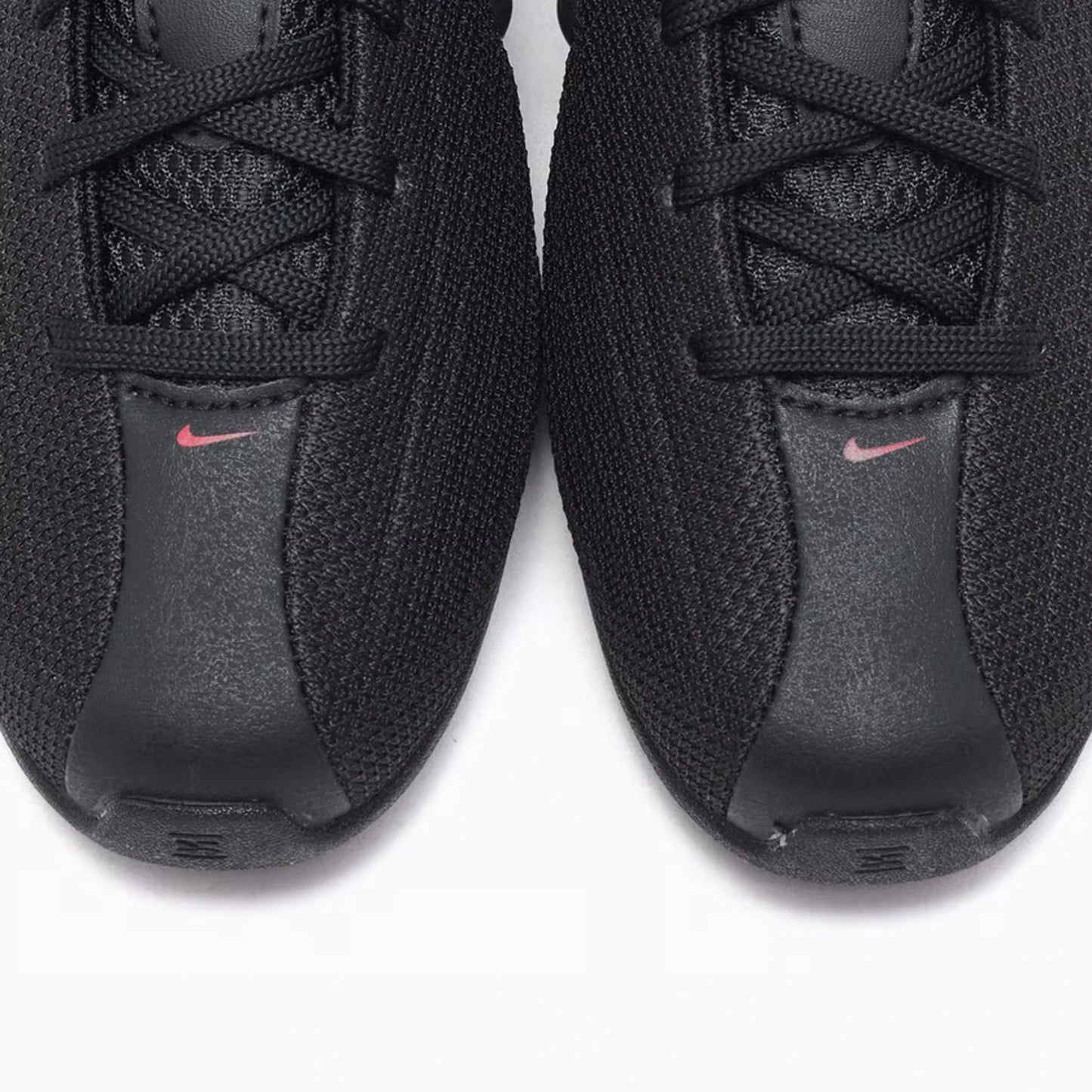 Nike Shox Z 'Bred' Women's (2025)